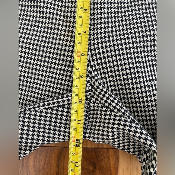 A.L.C. ALC JAMES
HOUNDSTOOTH PANTS SZ 4 - Picture 14 of 16